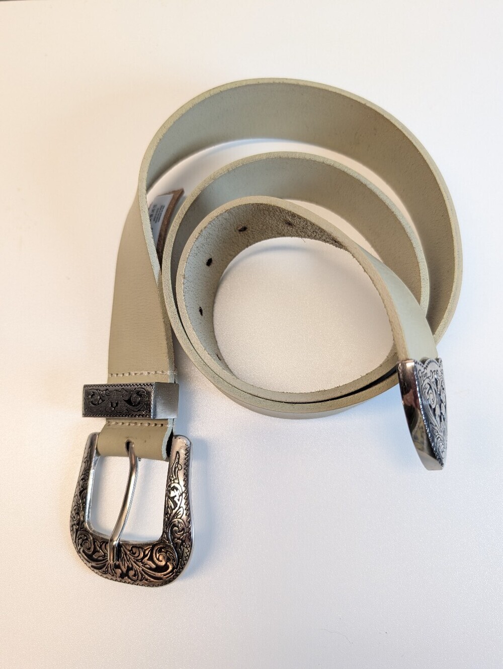 silence + noise Ivory Jennie Leather Western Belt with Ornate Silver Buckle Med.
